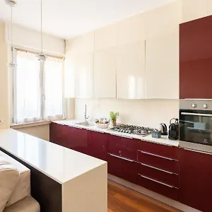 Rosselli 13 Milano
