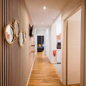 https://elegant-apartments-5-terre-la-spezia.hotelitalianriviera.com