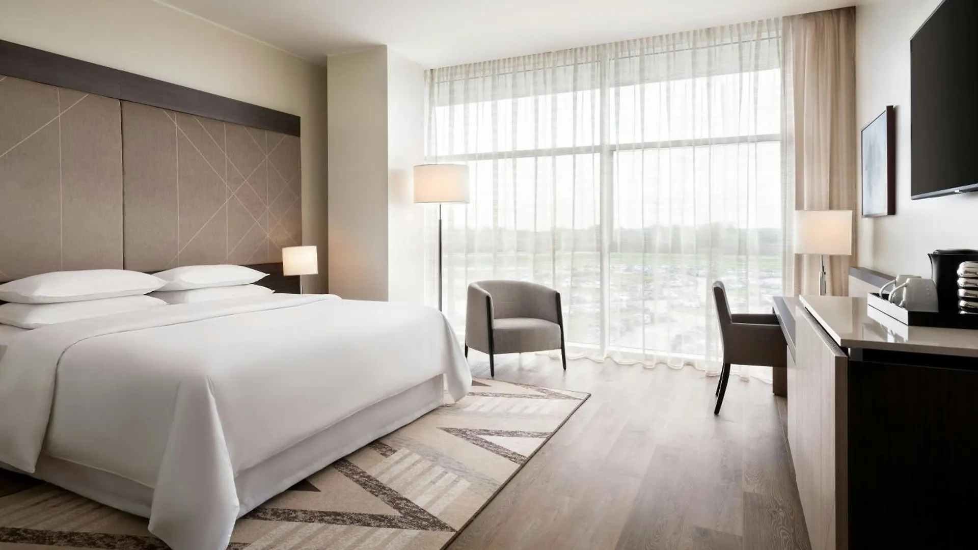 Sheraton Milan Malpensa Airport Hotel & Conference Centre Ferno