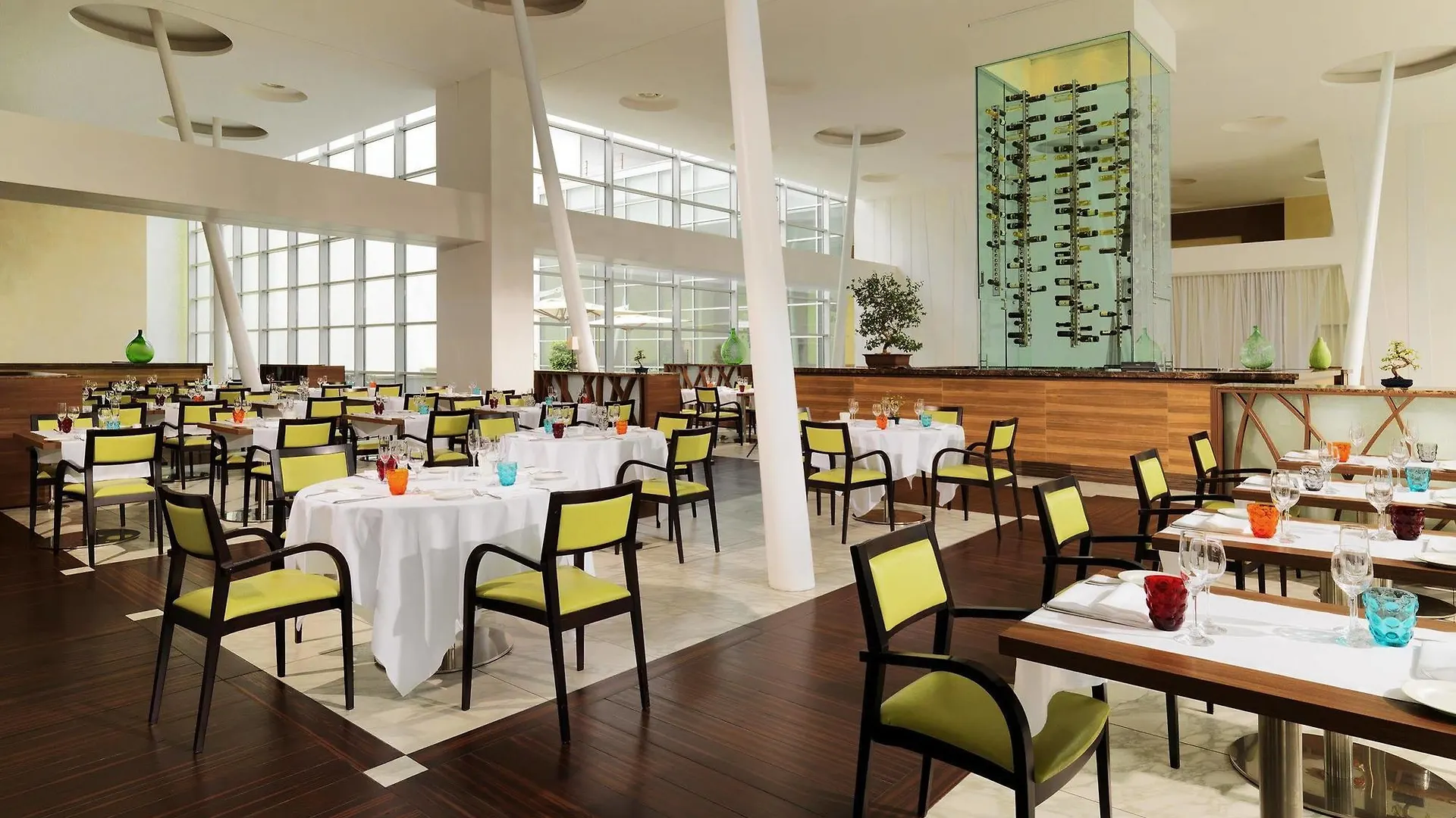 ****  Sheraton Milan Malpensa Airport Hotel & Conference Centre Ferno Italien