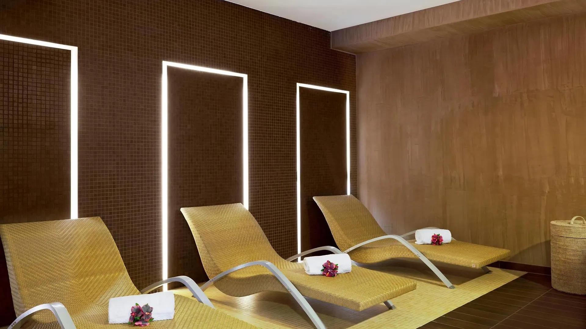 Sheraton Milan Malpensa Airport Hotel & Conference Centre Ferno
